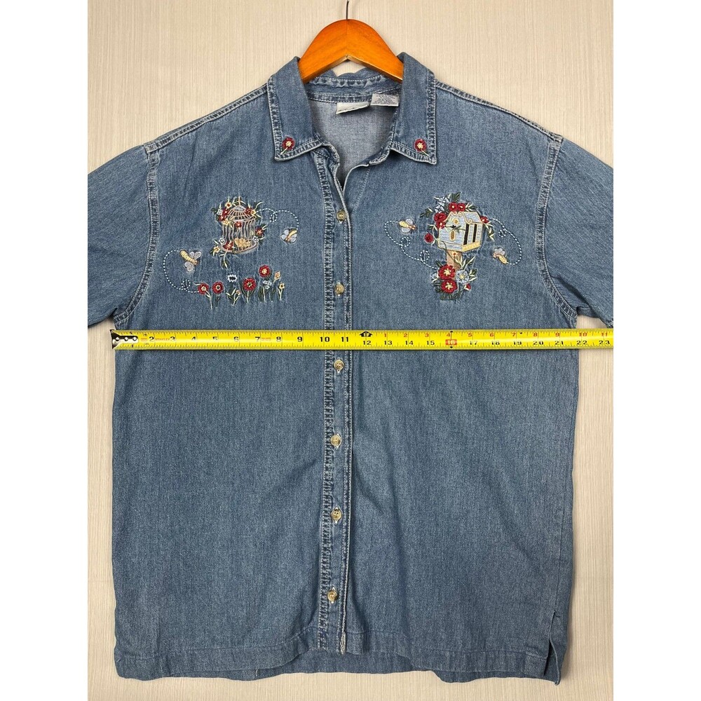 Bobbie Brooks Denim Shirt Womens 14W Blue Embroidered Button Down Cottagecore - Picture 10 of 11